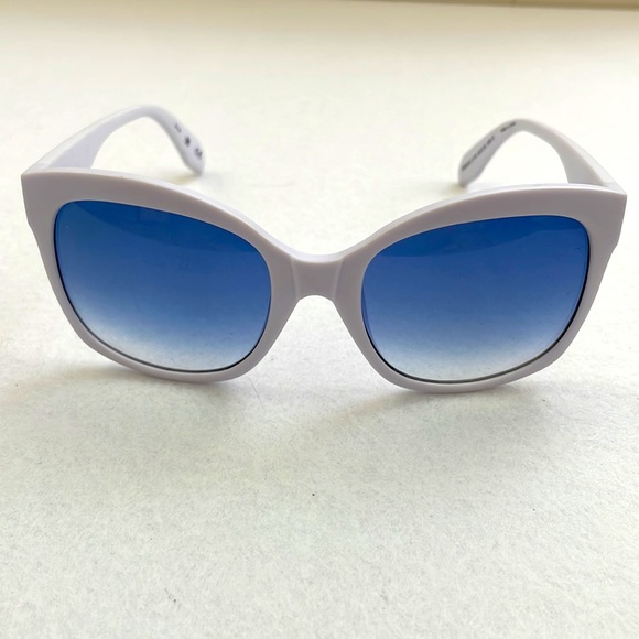 NEW Adidas Sunglasses with Case and Lens Cloth - Picture 5 of 8